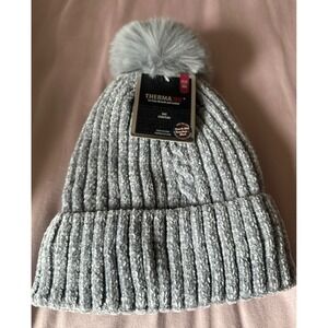 Therma X Women's Thermal Lined Insulated Chenille Pom Pom Cable Knit Beanie Gray